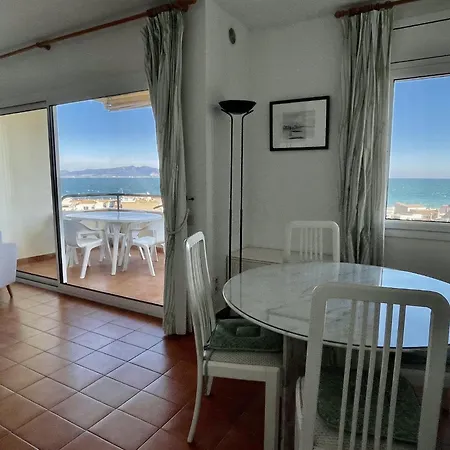 Apartment In Costa Brava Near Sandy